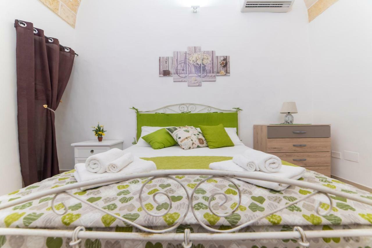 B&B La Campana Salentina 갈라토네 외부 사진